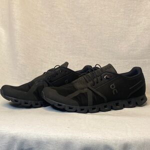 On Running Men's running shoes